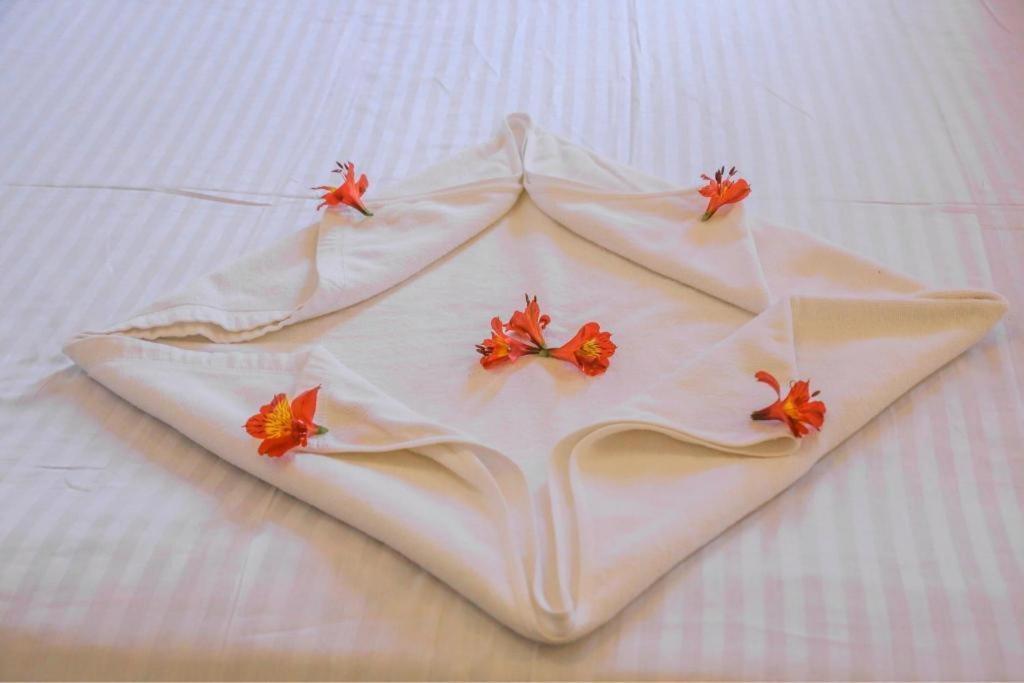 נוארה אליה Inroma Holiday Resort מראה חיצוני תמונה